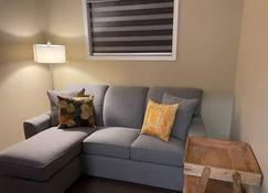 Cozy Furnished Apartment - Fort Simpson - Living room