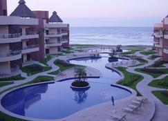 Secure Luxury 3bd Condo - Coco Beach Near Barra De Navidad Free Parking - Cihuatlán - Pool