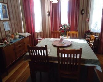 Astonleigh Villa Bed and Breakfast - Te Awamutu - Jídelna