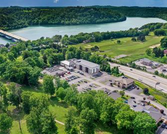 The Cranberry, an Ascend Collection Hotel - Cheat Lake - Servicio de la propiedad