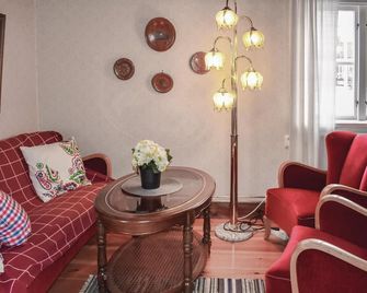 3 Bedroom Stunning Home In Vimmerby - Vimmerby - Vardagsrum