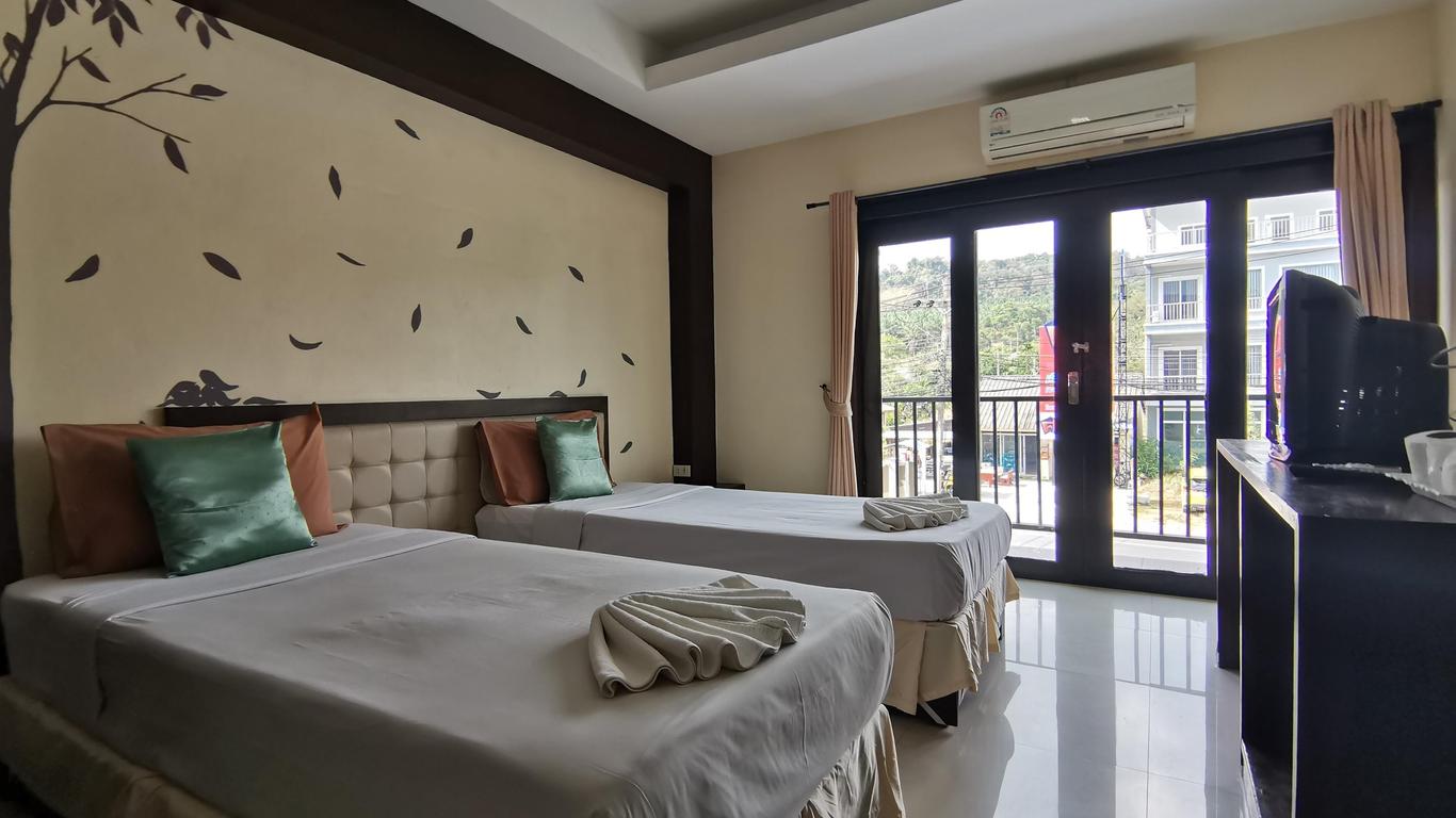 كوكو نوري هوتل