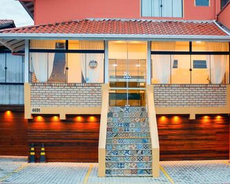 Hotel Açoriano - Penha - Building