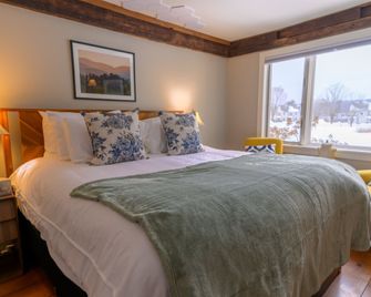 Brass Lantern Inn - Stowe