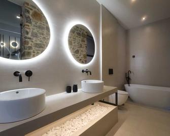 Zaira Hotel - Skala Loutron