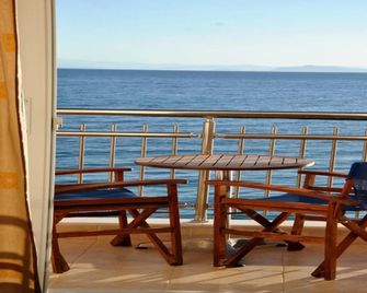 Kalypso Hotel - Poros - Balkon