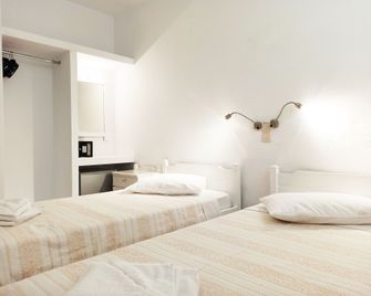 Polos Hotel Paros - Parikia - Chambre