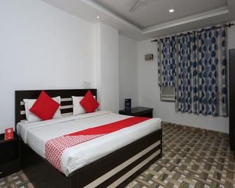 OYO 11008 The Ashoka Hotel - Bareilly - Habitación