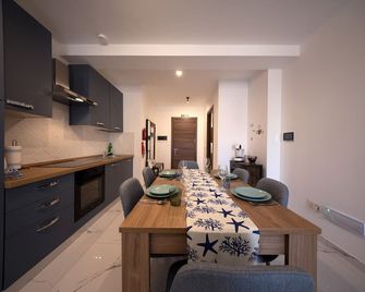 Charming & modern 2 bedroom apartment DVAS1-1 - Msida - Kitchen