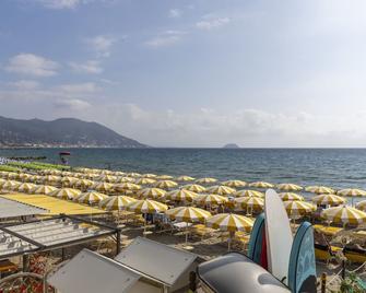 Beautiful apartment for 3 guests with A/C, WIFI - Laigueglia - Spiaggia