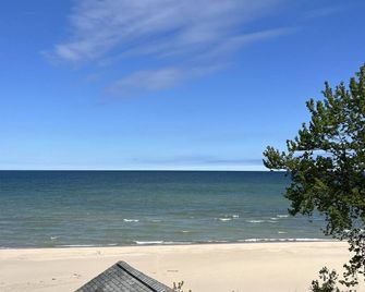 Endless Sunsets Cabin 3 - South Haven - Beach
