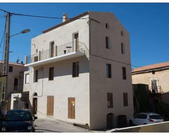 3 rooms in village house Calenzana Corsica 2 bedrooms, 1 bathroom 4 persons - Calenzana - Gebäude