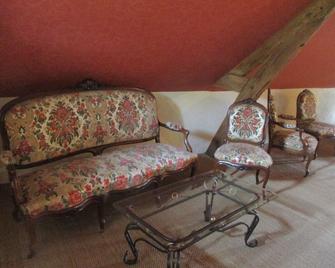 Chambres d'hôtes La Ferme du Grand Launay - Semblançay - Sala de estar