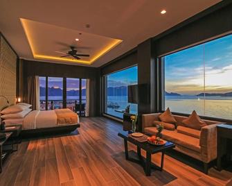 تو سيزونز كورون باي سايد هوتل - كورون - غرفة نوم