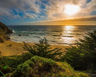 Ocean View Inn - Montara