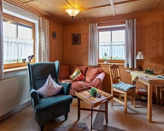 Alpenapartment mit Garten - Halblech - Huiskamer