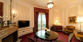 Bellevue Palace - Bern - Dining room
