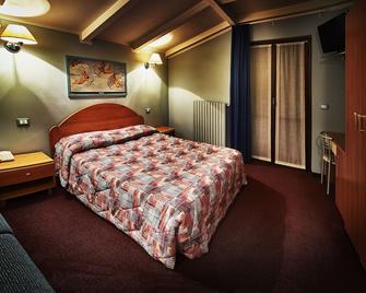 Stockholm rooms - Grumello del Monte - Bedroom
