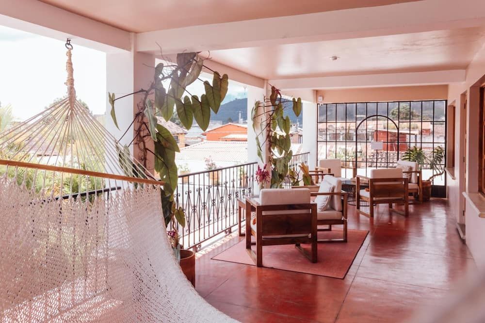 Ojala - אנטיגואה גוואטמלה - מרפסת