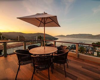 Portogalo Suite Hotel - Angra dos Reis - Balkong