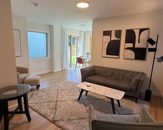 Newly Remodeled 1-BR Apt steps from Museums, Golden Gate Park, & Attractions - San Francisco - Sala de estar