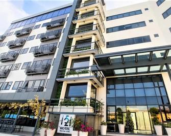 1521 Hotel & Spa - Lapu-Lapu City - Building