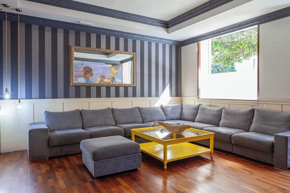 Olympia Consul del Mar