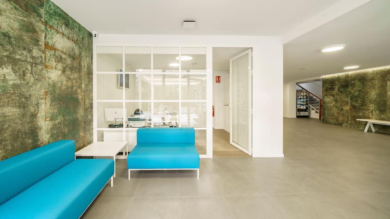 Apartamentos El Faro By Mc