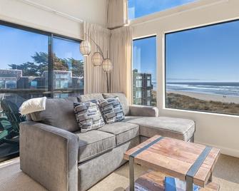 Pajaro Dunes Resort: Comfortable 2 Bedroom Condo-Full Ocean Views - Watsonville - Huiskamer