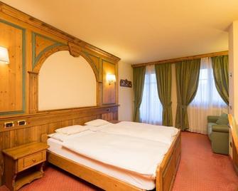 Hotel Cervo - Livigno - Bedroom