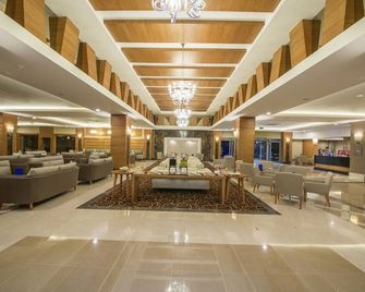 Wyndham Garden Lara - 安塔利亞 - 大廳