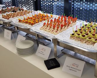 Hotel Fröhlich - Kaiserslautern - Buffet
