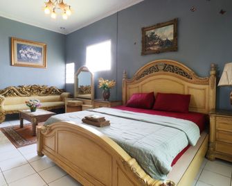 Villa Sri Manganti - Jakarta