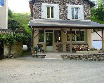 Gîte \'Le Petit Nid\' near the river at the Moulin de Feuyas in Périgord - Thiviers - Bâtiment
