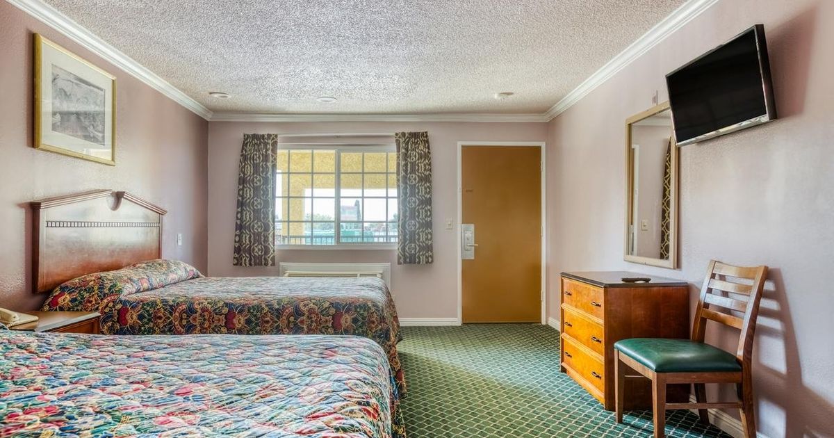 Passport inn. Inn Passport.