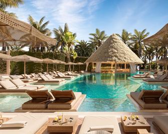 Almare, a Luxury Collection Adult All-Inclusive Resort, Isla Mujeres - Isla Mujeres - Zwembad