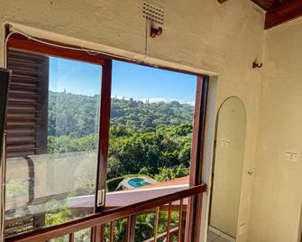 Palm Grove Lodge - Margate - Balkon