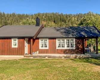 Nice home in Beitstad with kitchen - Steinkjer - Edificio