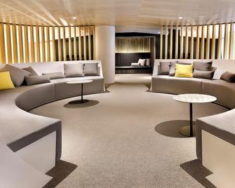 Claremont Suite 1008 - Melbourne - Living room