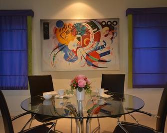 Sun Paradise Villas Karon - Karon - Salle à manger