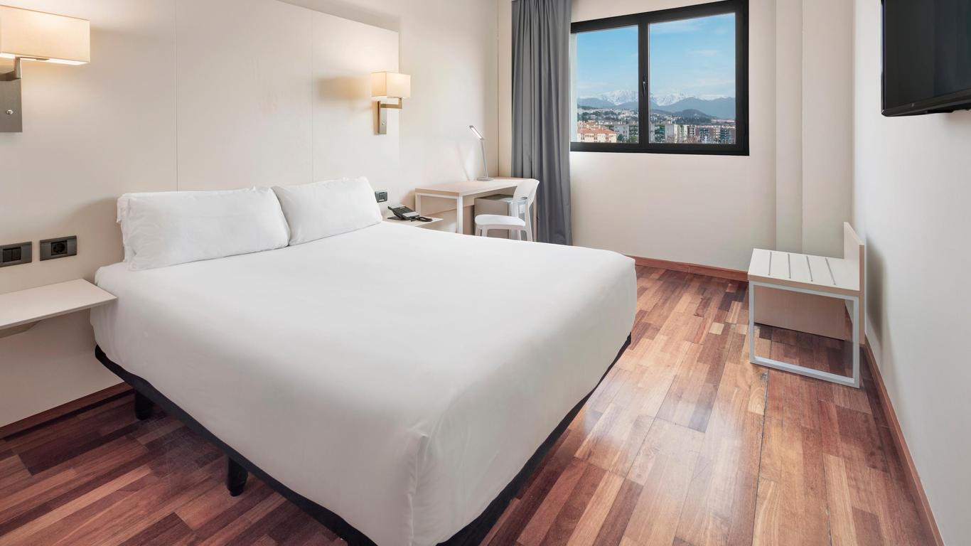 B&b Hotel Granada Estación