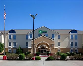Holiday Inn Express & Suites Columbus By IHG - Columbus - Gebäude