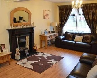 Glendale Guestrooms - Ballymena - Wohnzimmer
