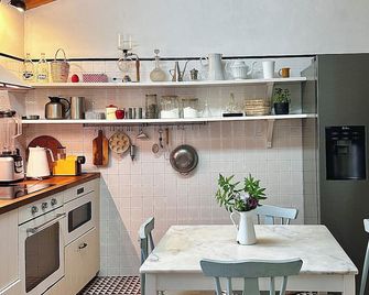 Casa no Montinho - Ourique - Kitchen