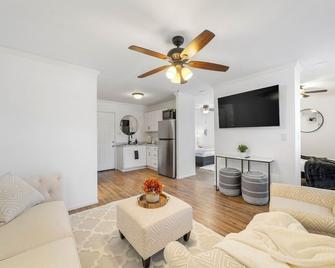 The Farm Cottage - Temecula Valley - Wildomar - Sala de estar