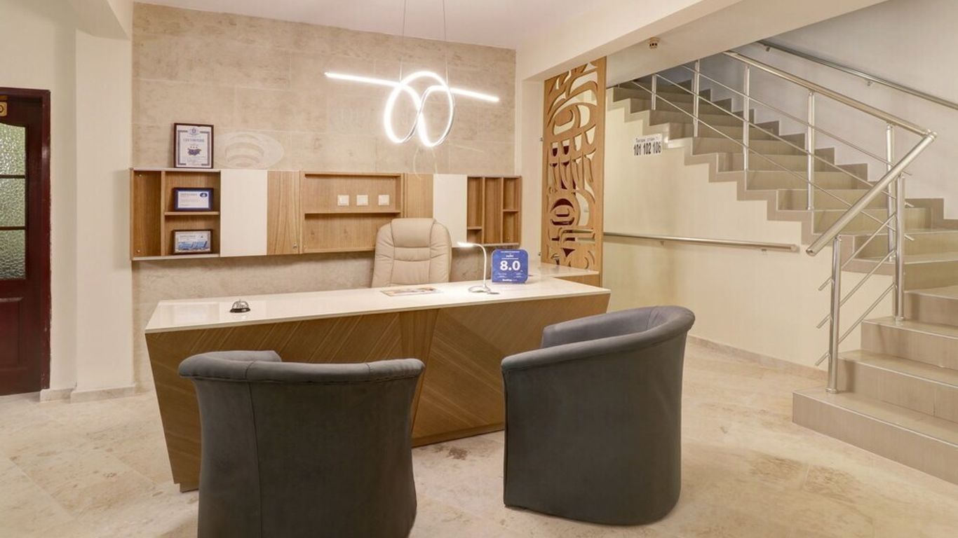 Jupiter Family hotel