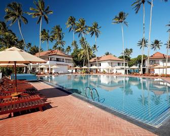 Dickwella Resort and Spa - Dikwella - Pool