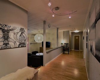 Ribo Apartment Aurora - Kiruna - Hallway