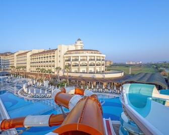 بورت ريفر هوتل - شامل جميع الخدمات - سيد - حوض السباحة