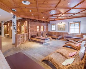 Waidringer Hof 4 Sterne Superior - Waidring - Lounge